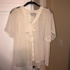 FOREVER 21 white blouse